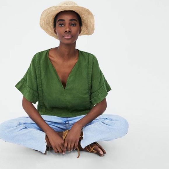 Zara Tops - ZARA 100% linen green bell sleeved top